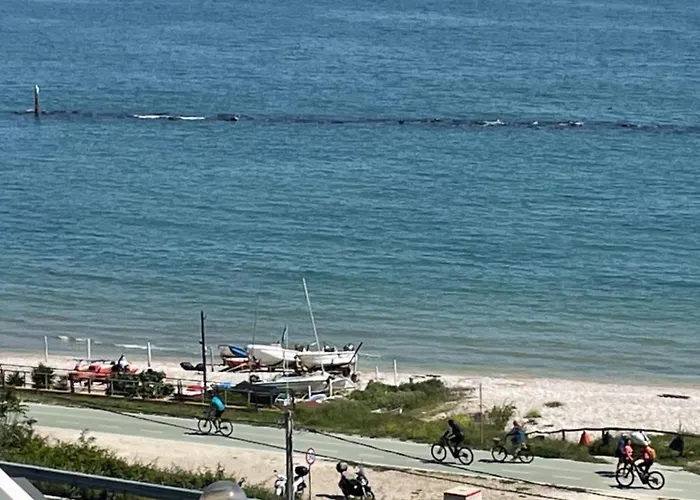 Altamarea Casa شقة